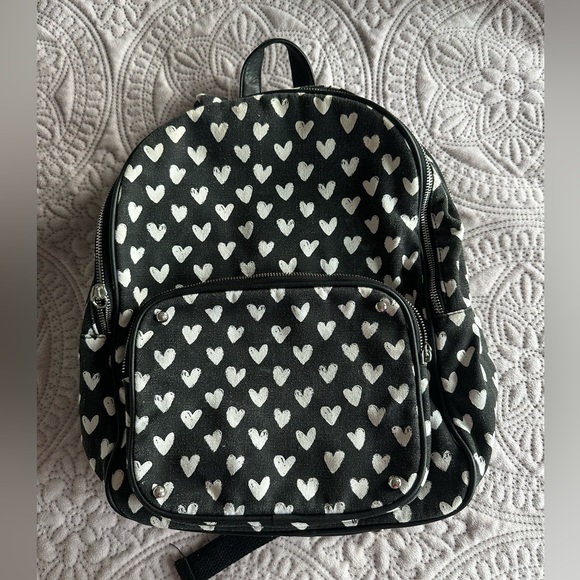 No Boundaries Black with white hearts Backpack - Picture 1 of 8